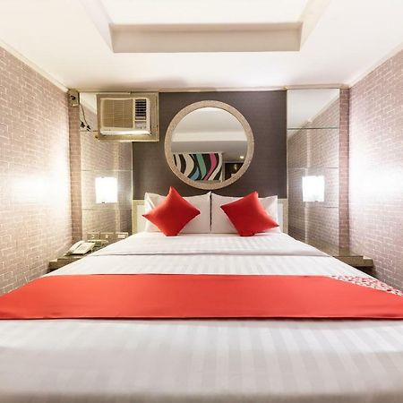 Oyo 191 Paradise Apartelle Hotel Manila Bagian luar foto