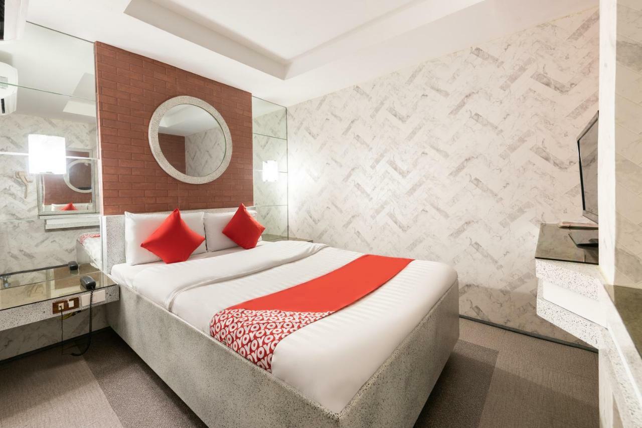 Oyo 191 Paradise Apartelle Hotel Manila Bagian luar foto