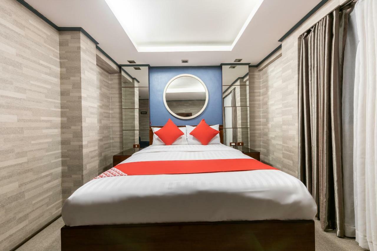 Oyo 191 Paradise Apartelle Hotel Manila Bagian luar foto