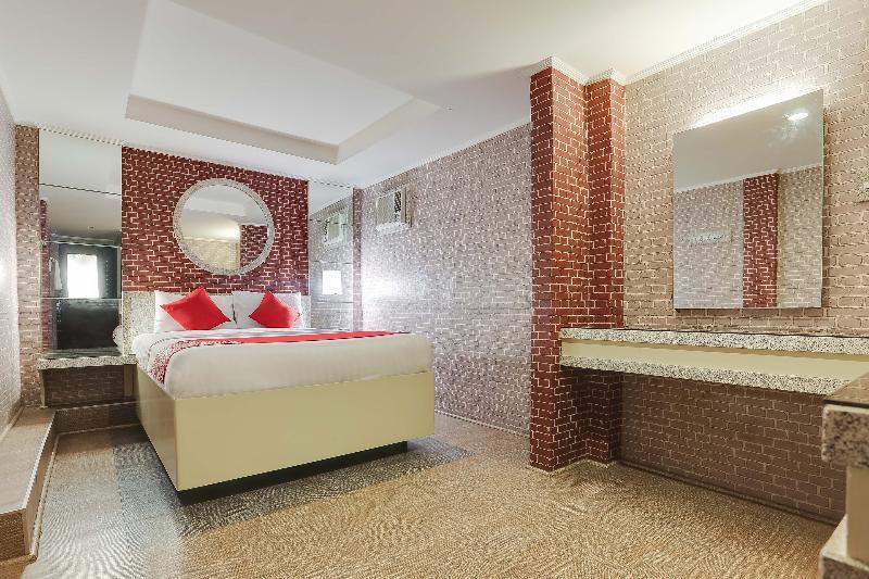 Oyo 191 Paradise Apartelle Hotel Manila Bagian luar foto