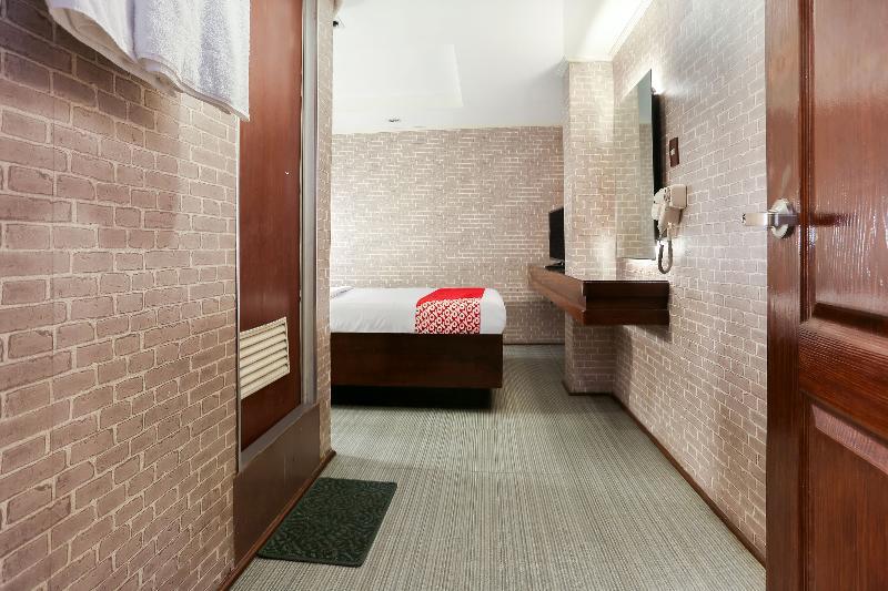 Oyo 191 Paradise Apartelle Hotel Manila Bagian luar foto